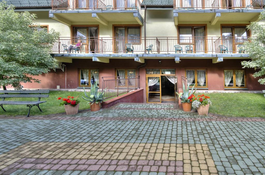Augustowia Hotel Kültér fotó